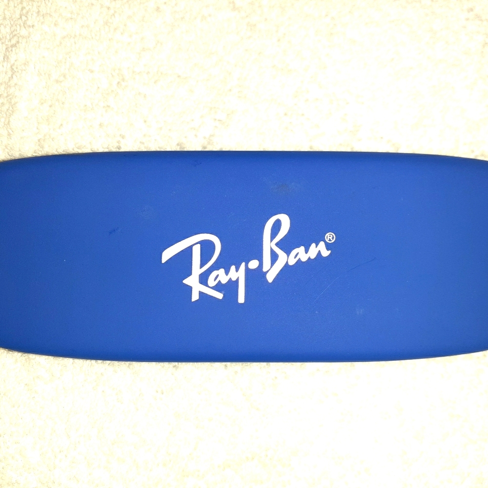 Ray-Ban Eyeglass Caseholder